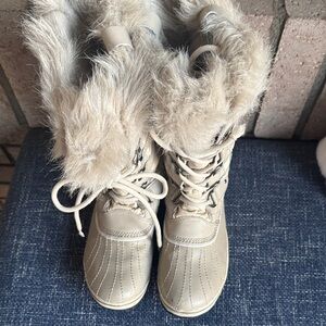 Sorel Women's Fur-Lined Winter Boots - Cream
